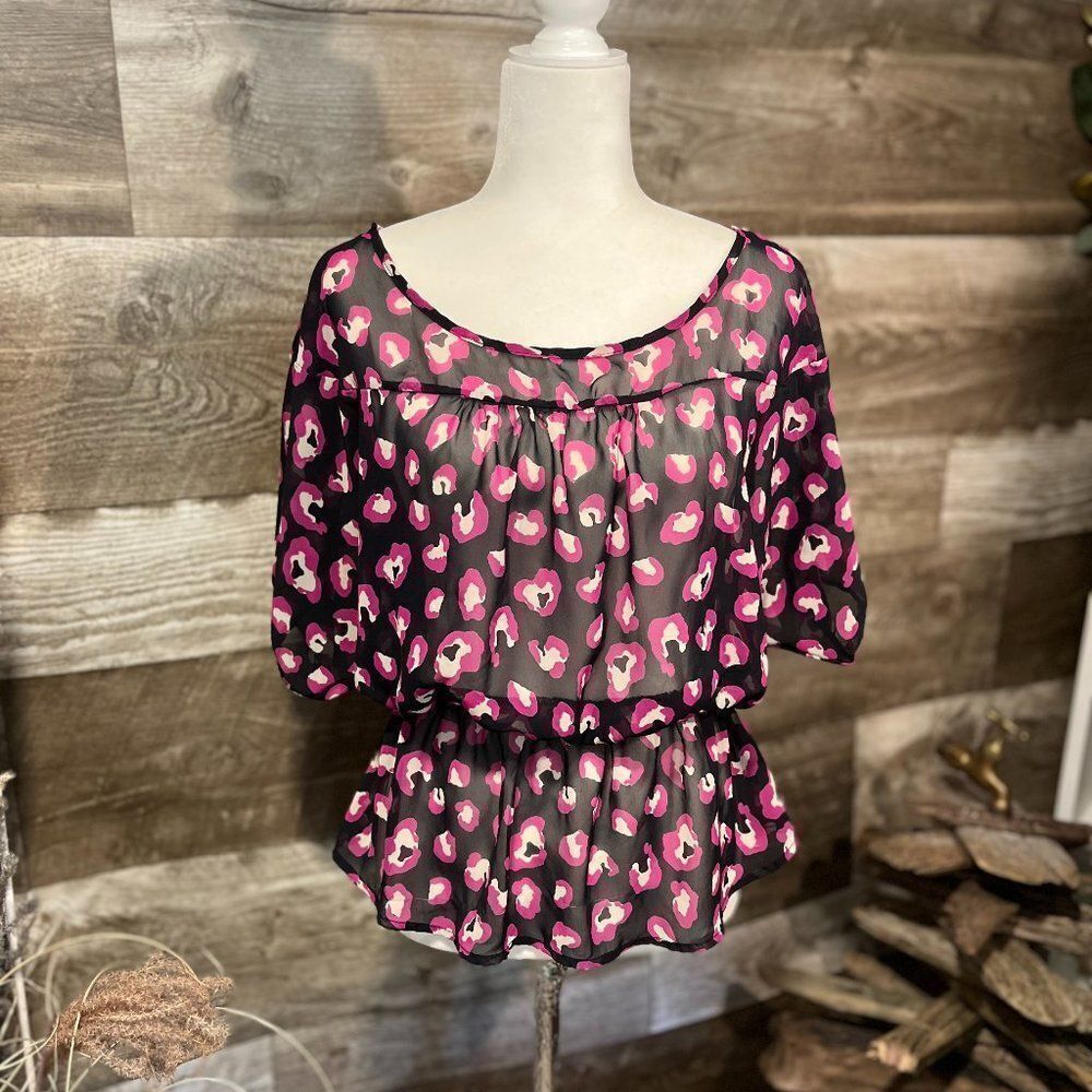 Dina Be pink and navy poppy floral semi-sheer blouse with flared waistband- L